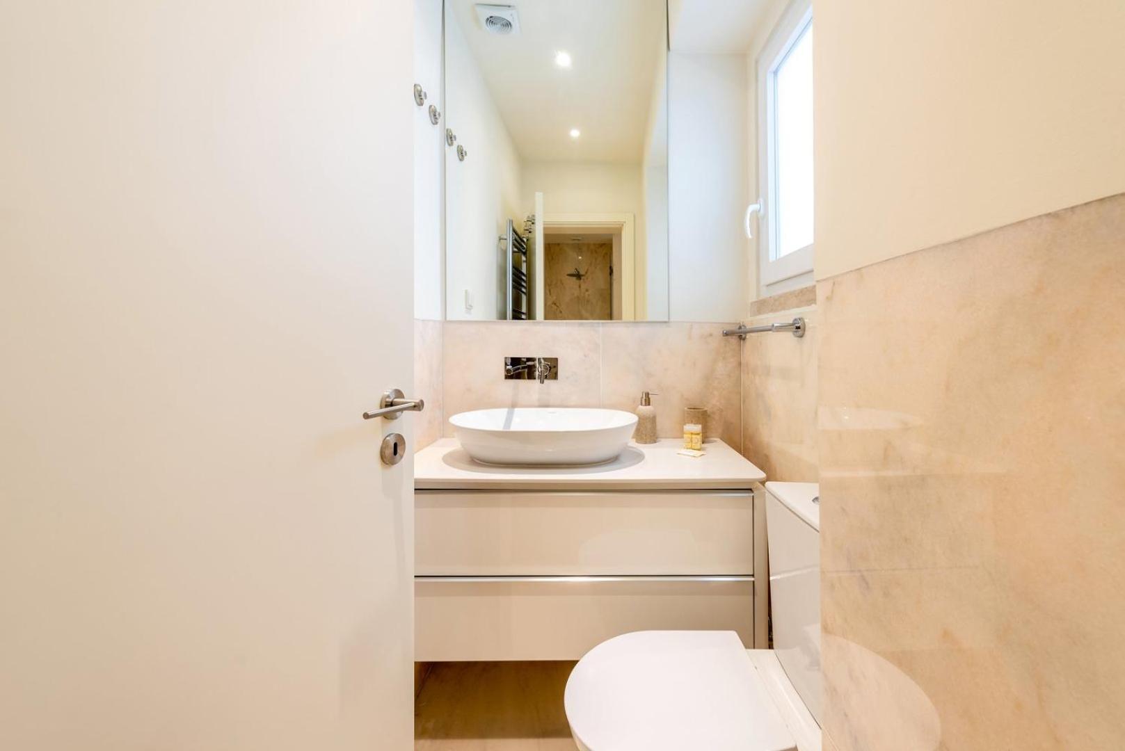 Guestready - Elegant Getaway In Estrela Apartment Lissabon